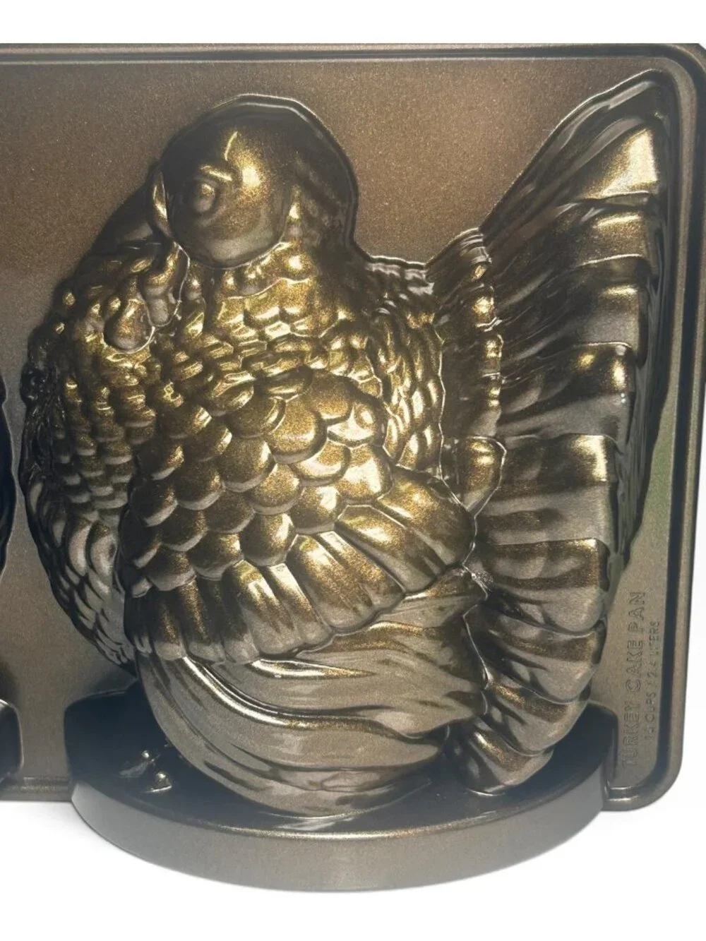 Nordic Ware Classic Turkey 3D Cake Pan Mold Thanksgiving 10 Cup Heavy Cast Alumi
